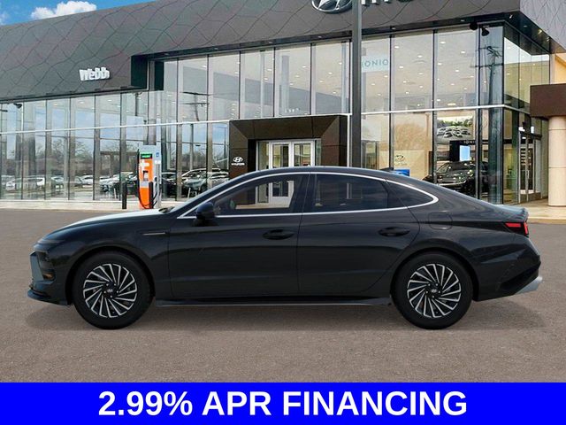 2025 Hyundai Sonata Hybrid Limited photo 2