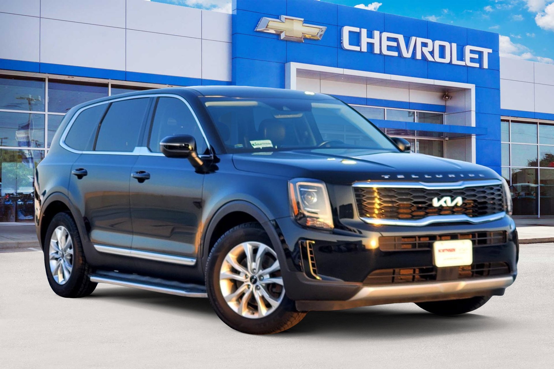 2022 Kia Telluride LX's photo