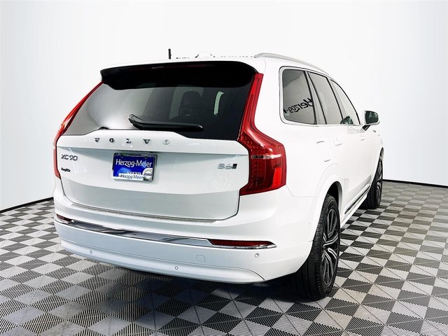 2025 Volvo XC90 Plus photo 3