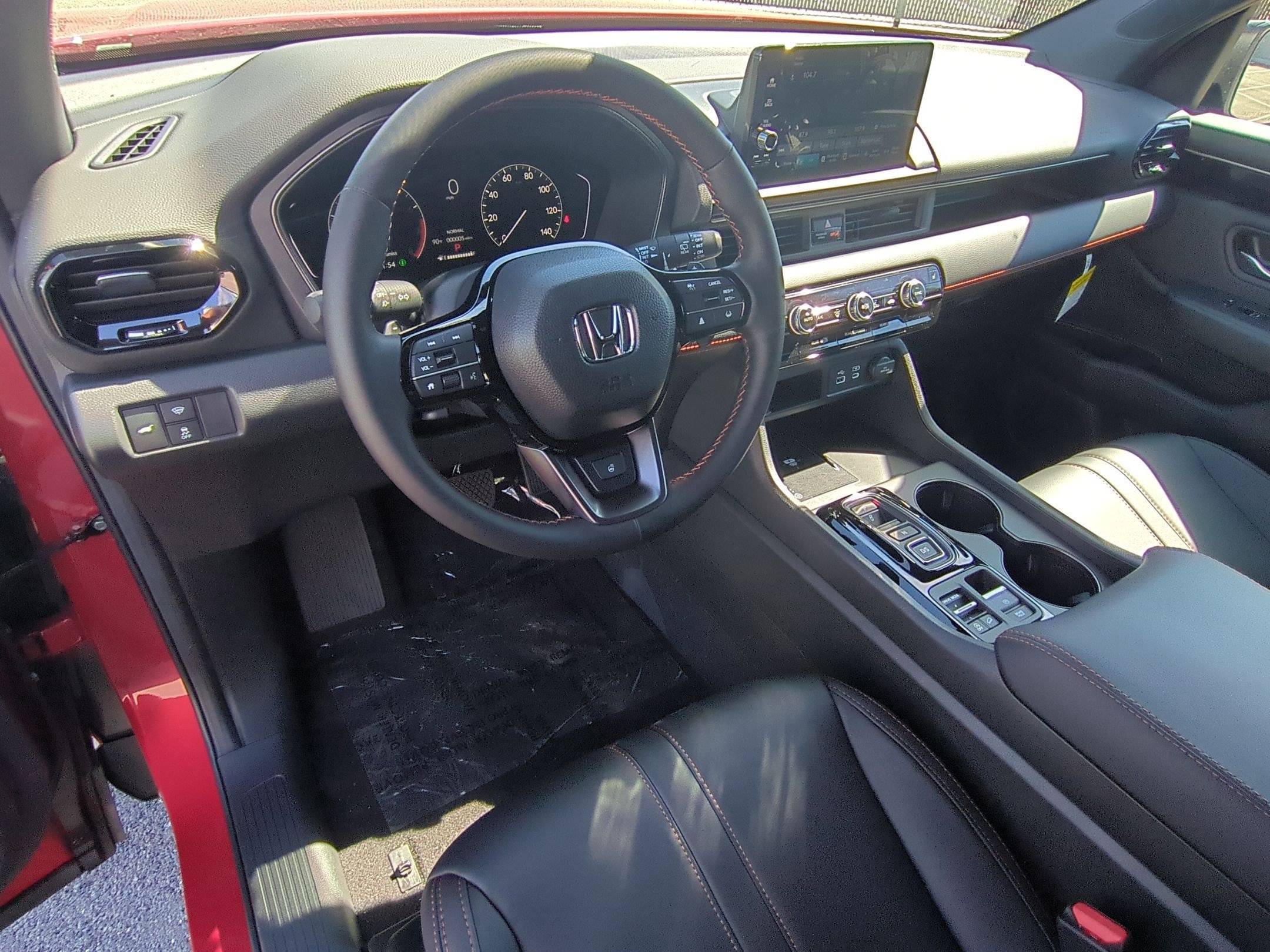 2025 Honda Pilot TrailSport photo 7