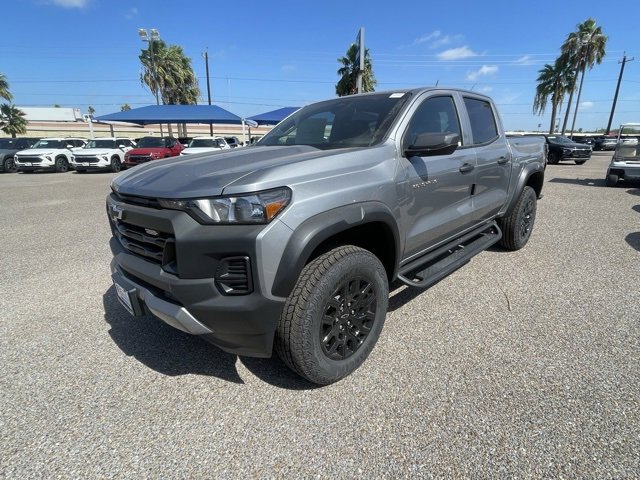 2025 Chevrolet Colorado Trail Boss photo 2