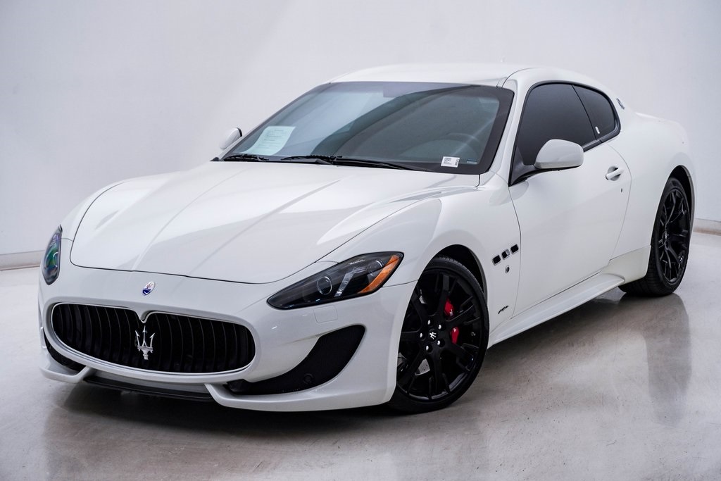 2016 Maserati Granturismo Sport photo 3