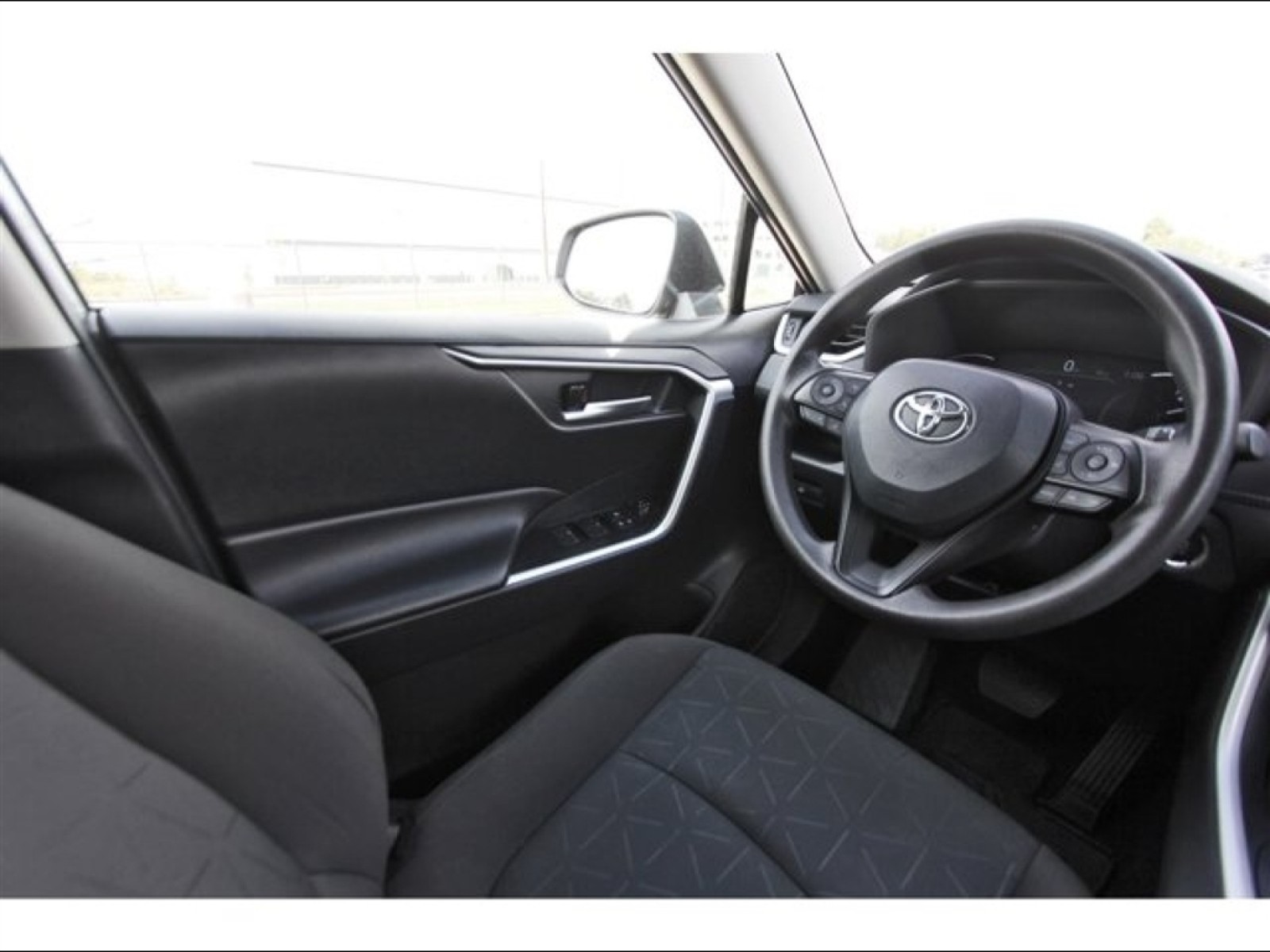 2024 Toyota RAV4 XLE Silver at Robbins Nissan