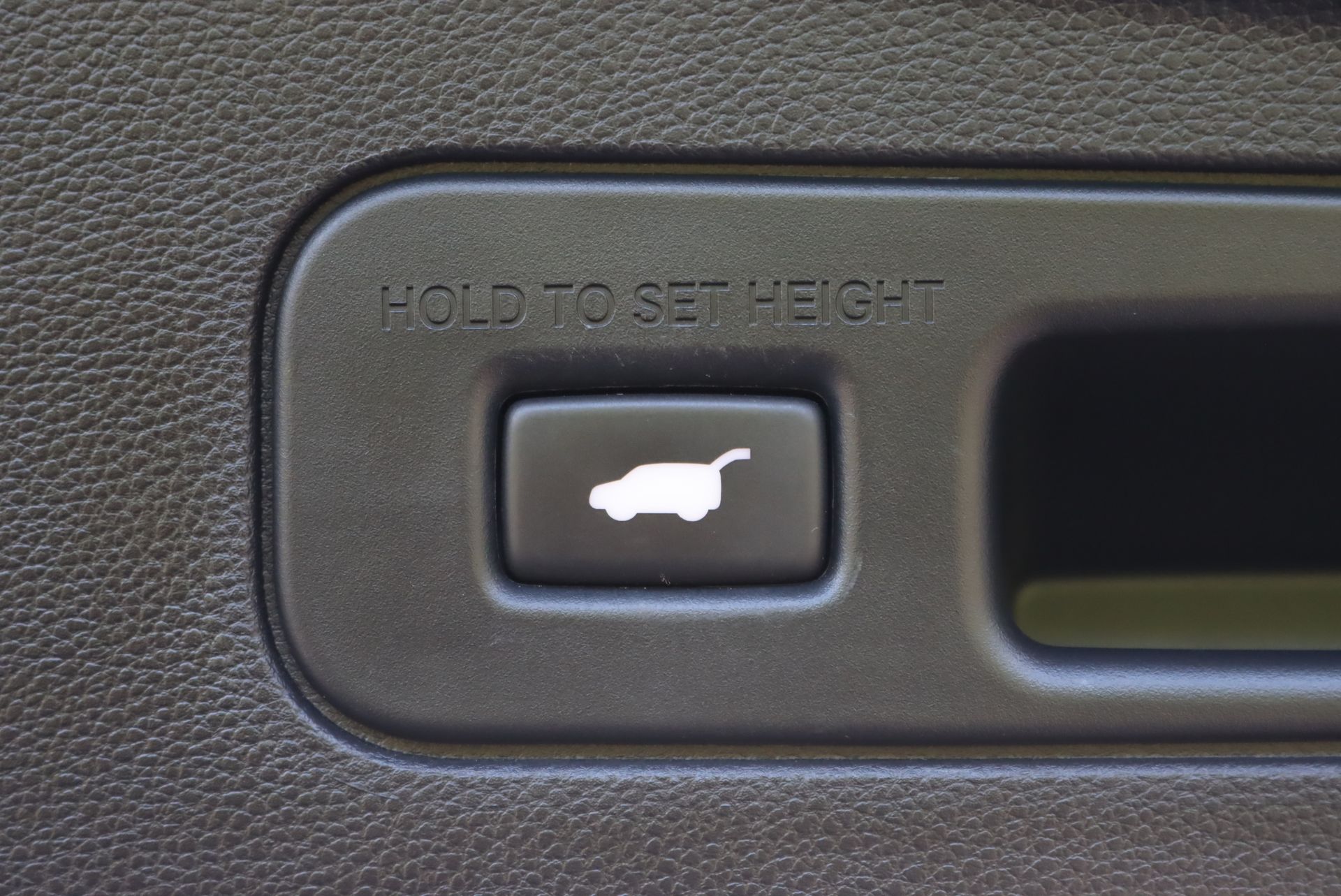 2023 Acura MDX Technology SH-AWD photo 24