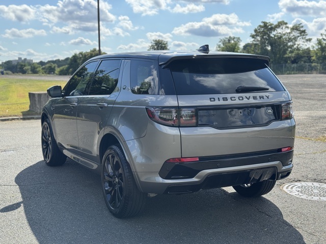 2023 Land Rover Discovery Sport SE R-Dynamic photo 3