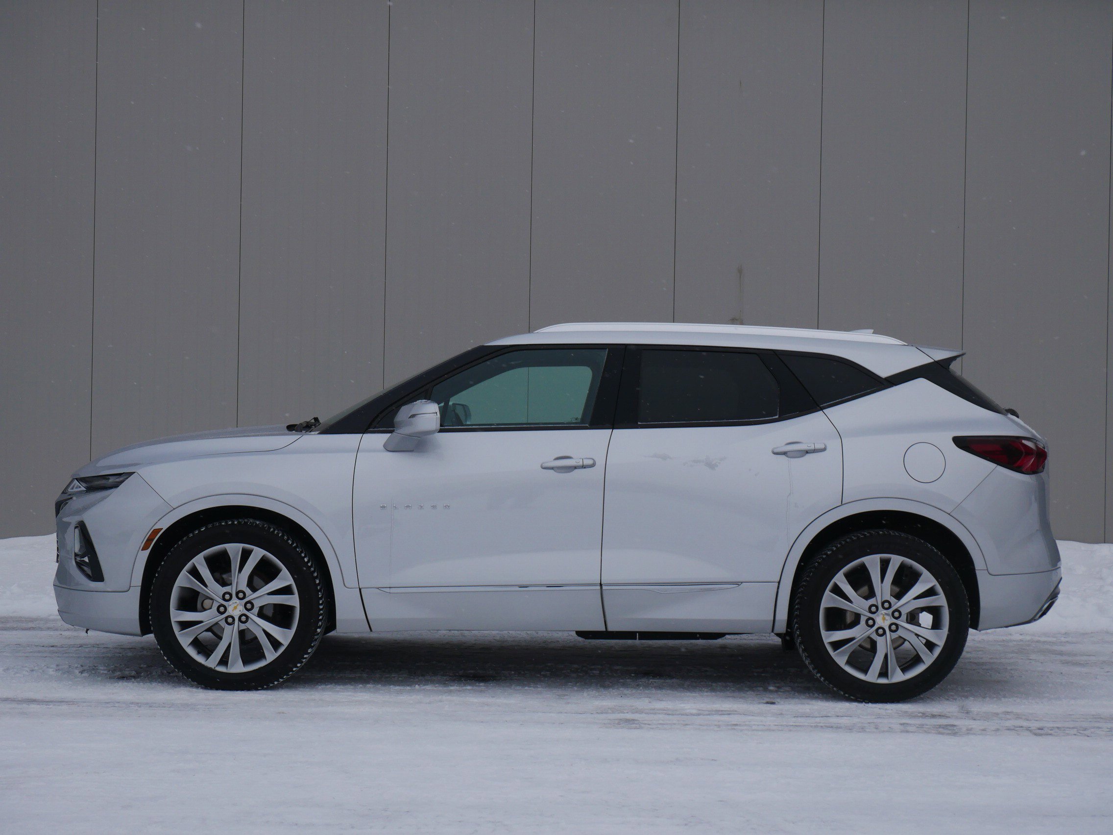 Used 2019 Chevrolet Blazer Premier with VIN 3GNKBKRS6KS688365 for sale in Hastings, Minnesota