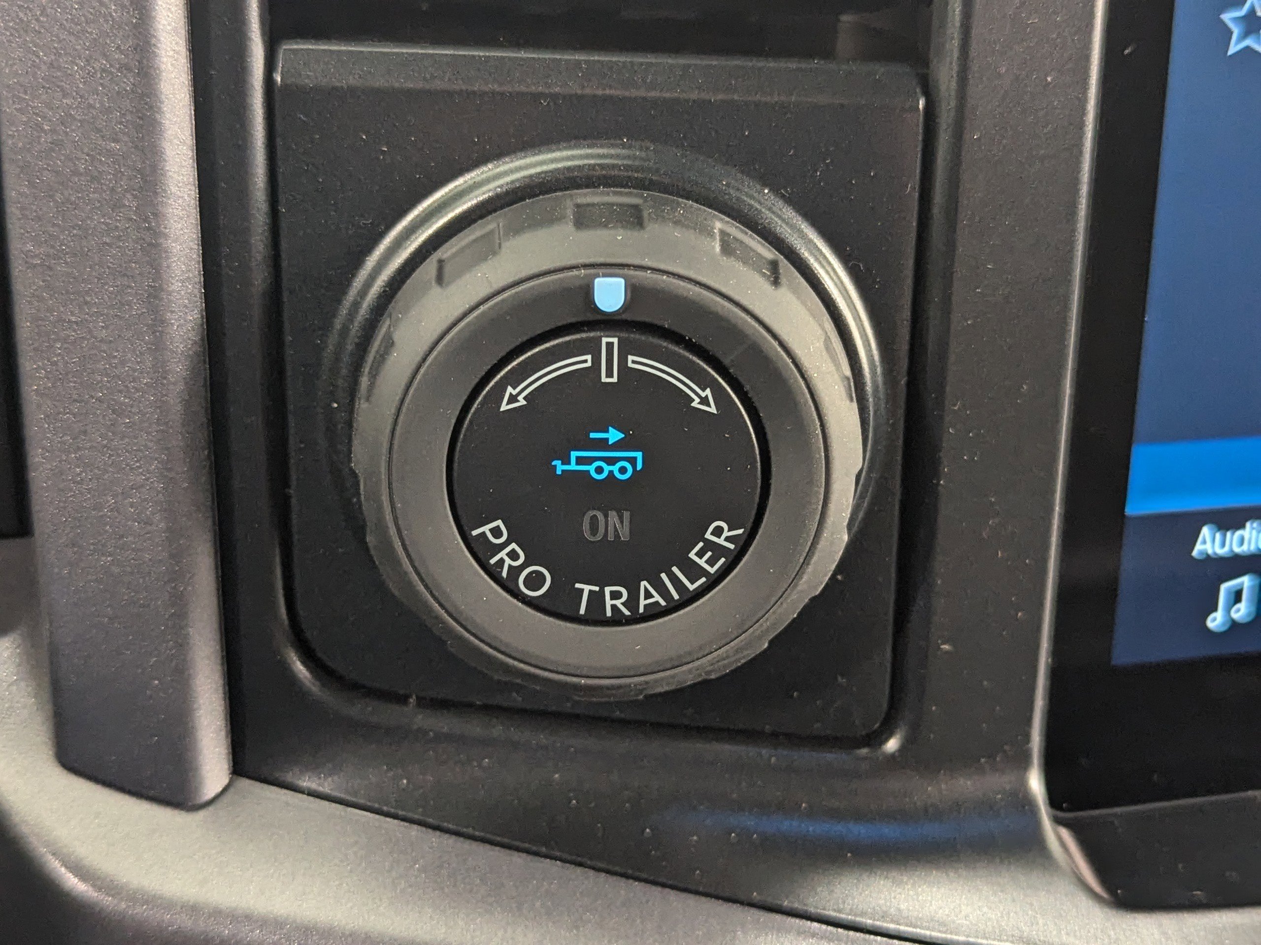 2025 Ford F-150 XLT photo 21