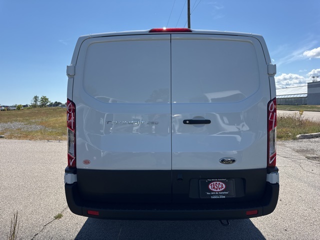 2025 Ford Transit photo 4