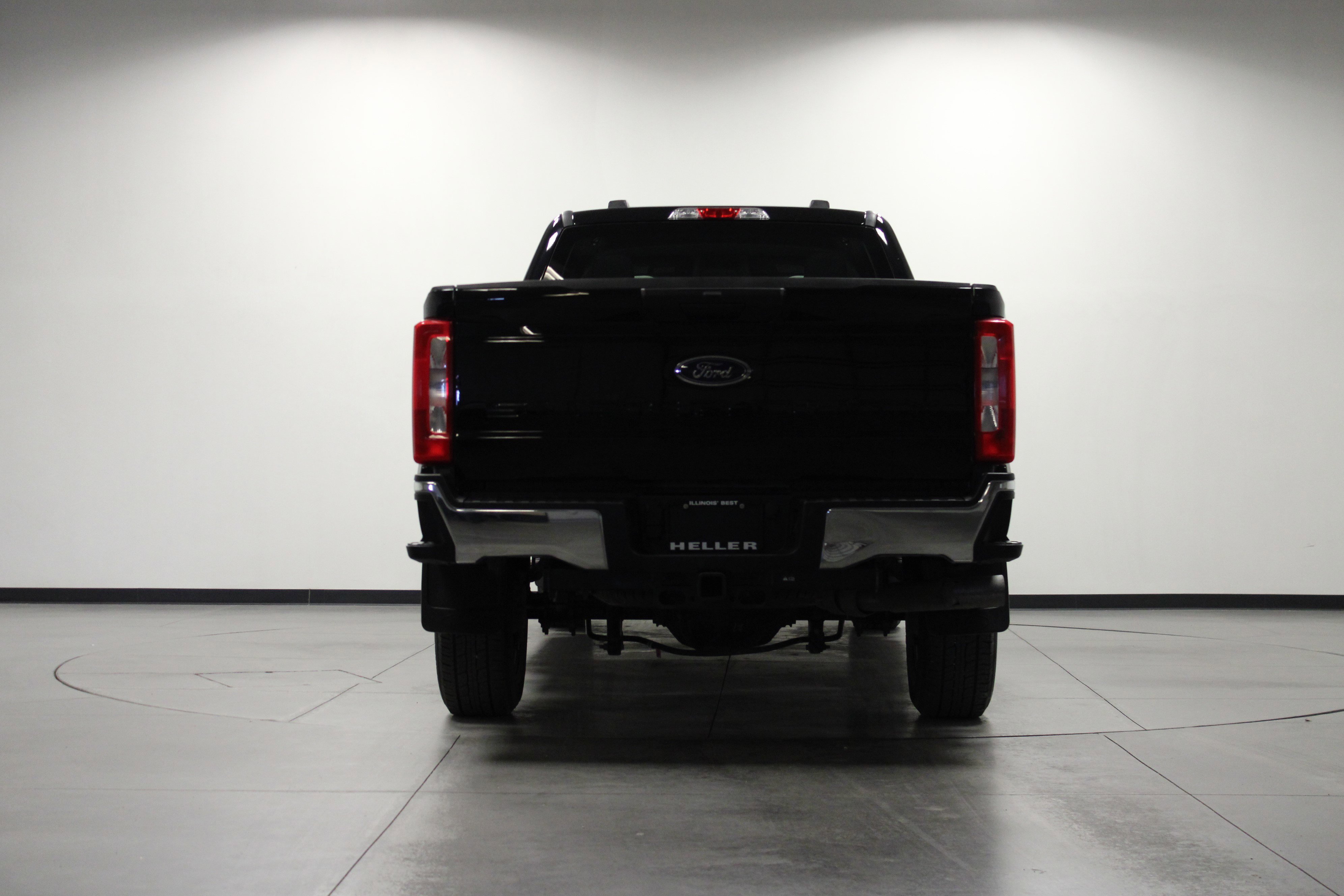 2023 Ford F-250 XLT photo 4