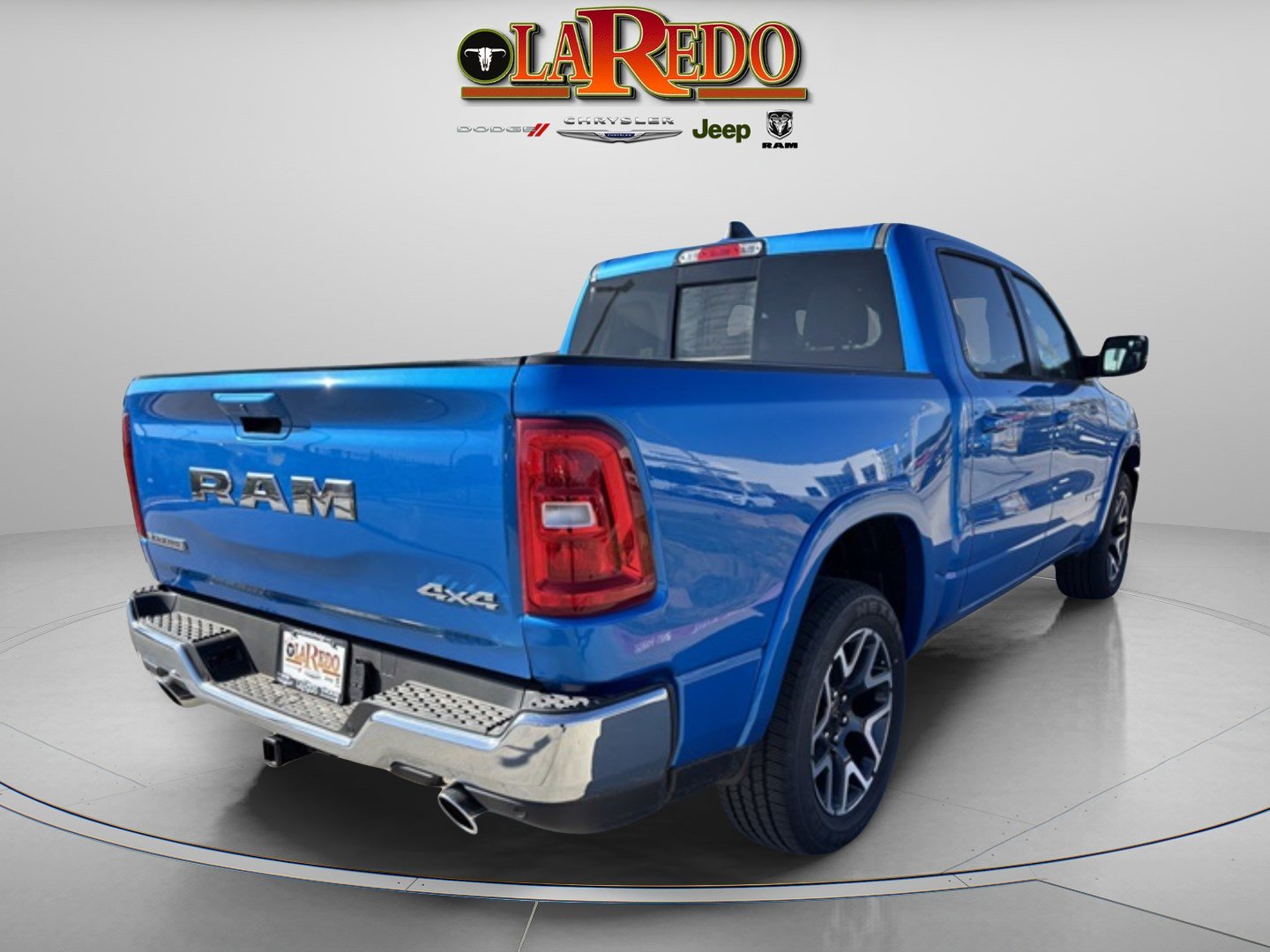 2025 Ram 1500 Laramie photo 7