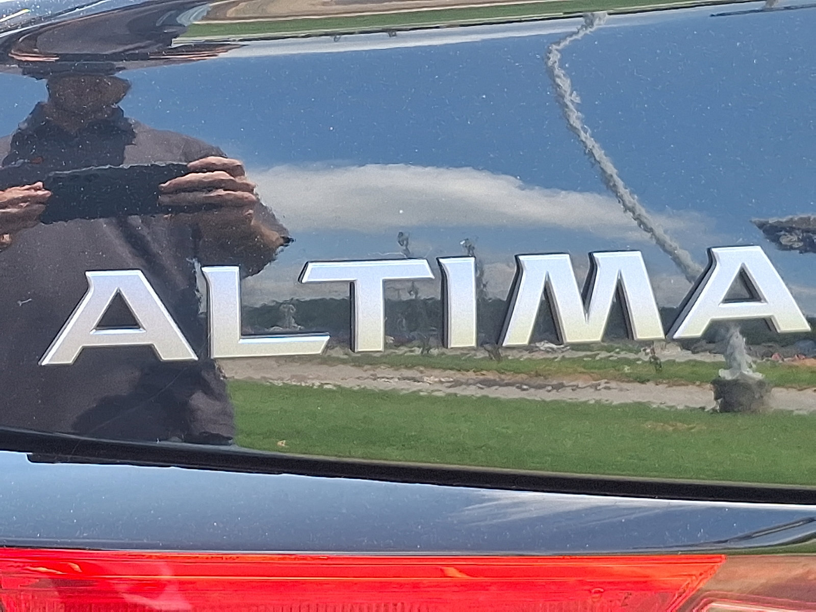 2023 Nissan Altima 2.5 SR photo 29