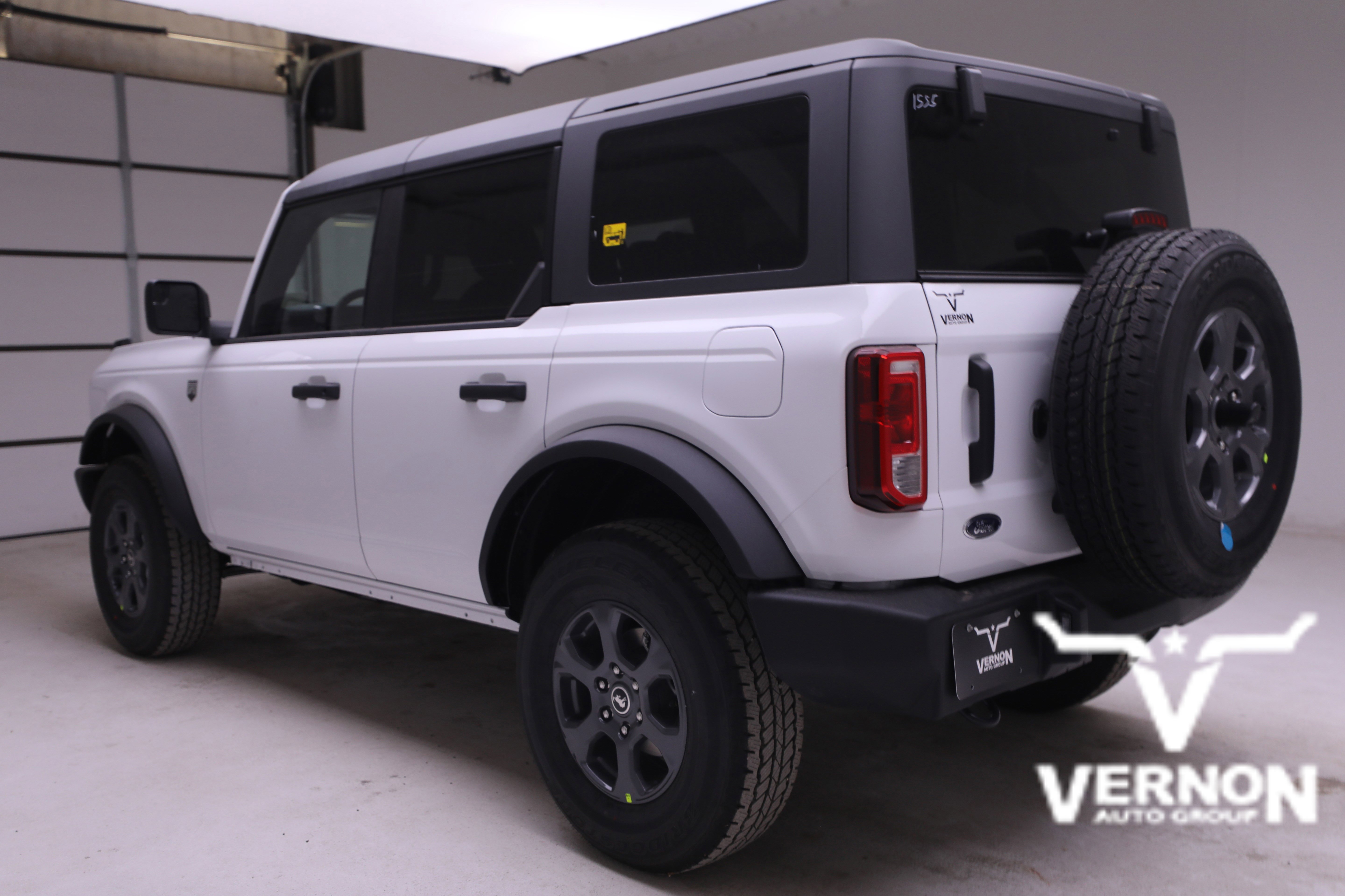 2025 Ford Bronco Big Bend photo 2