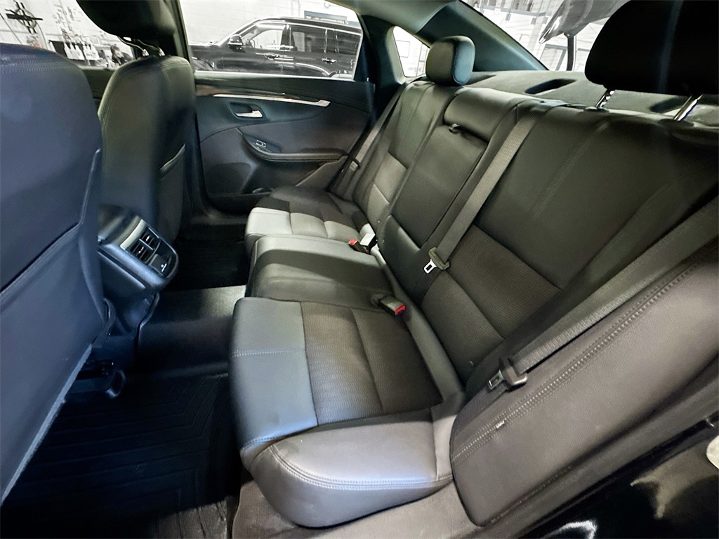 2020 Chevrolet Impala 1LT photo 21