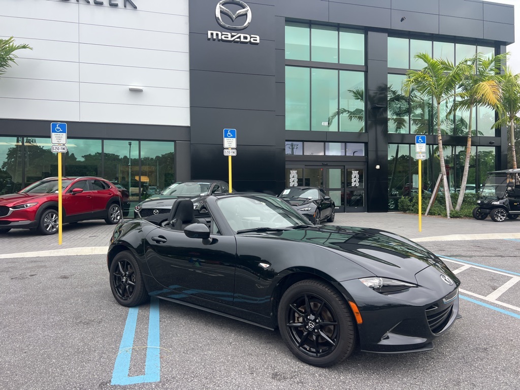 2020 Mazda MX-5 Miata Miata Sport photo 4
