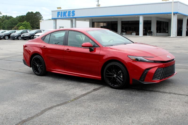 2025 Toyota Camry XLE photo 4