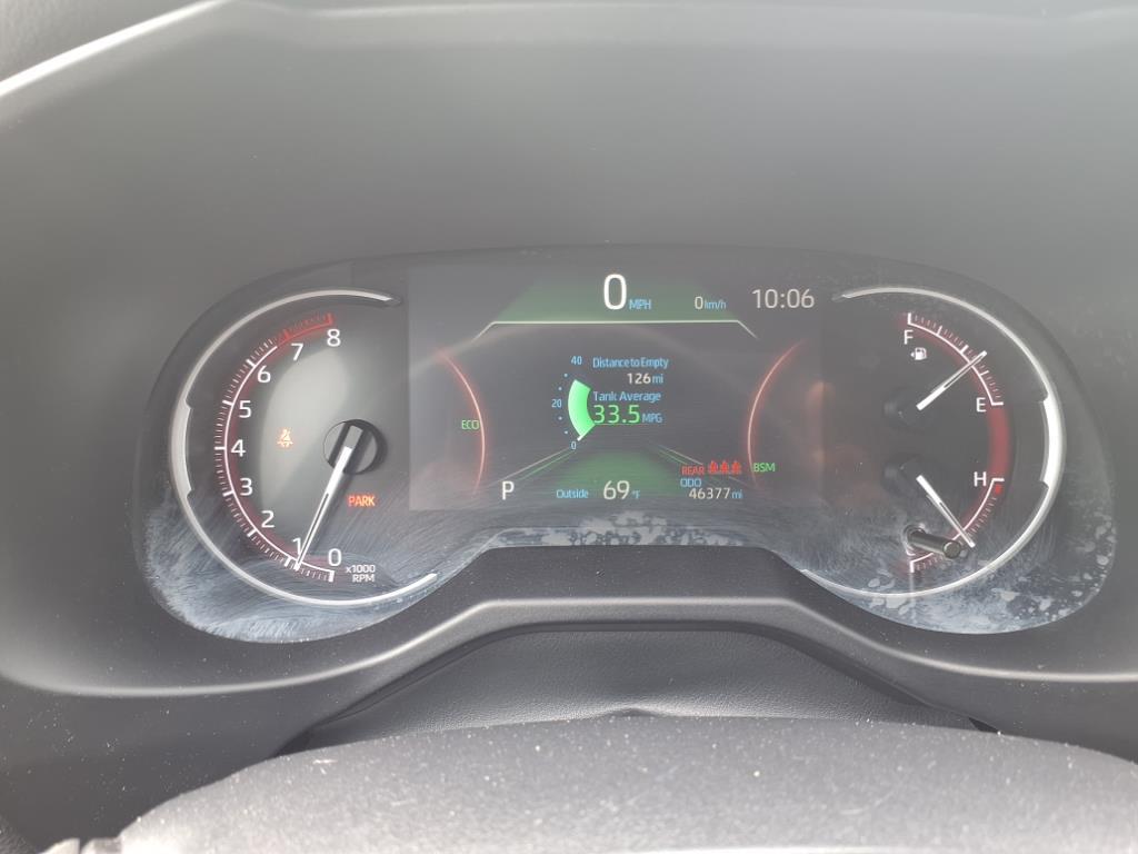 2024 Toyota RAV4 LE photo 19