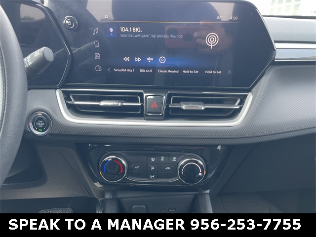 2025 Chevrolet Trailblazer LT photo 16
