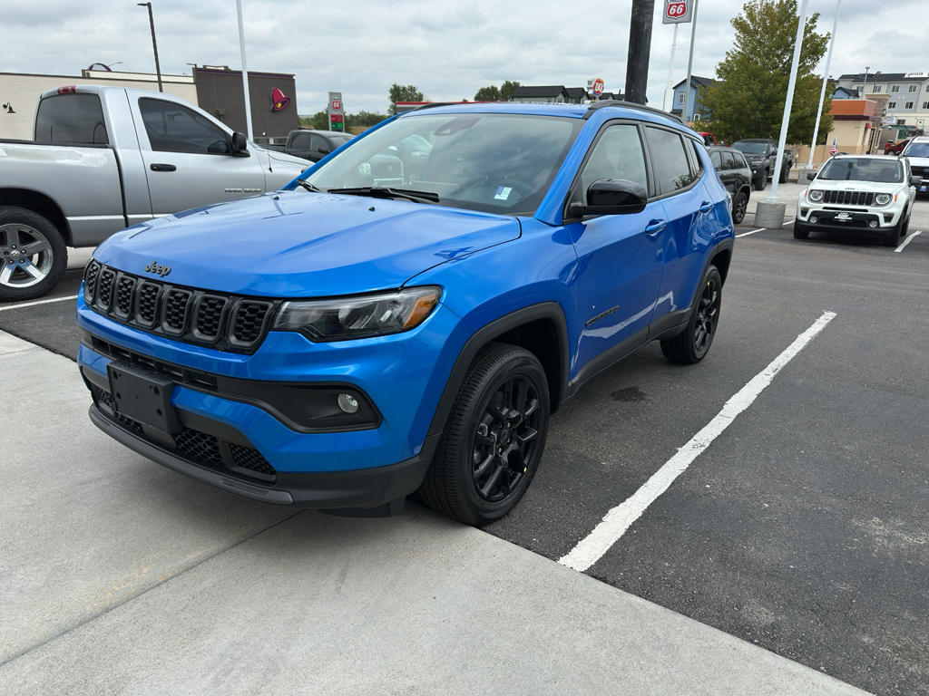 2025 Jeep Compass Latitude photo 9