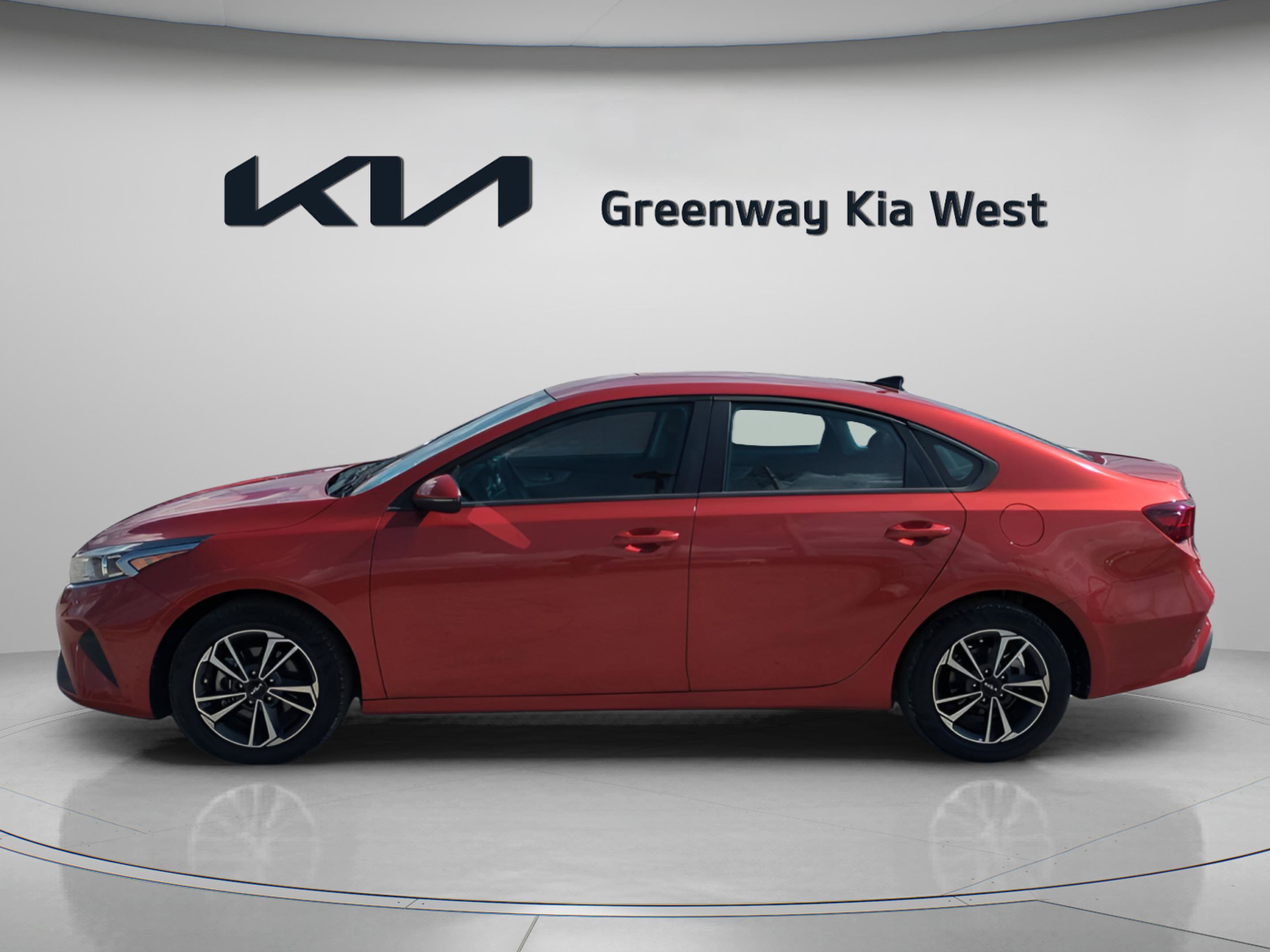 2023 Kia Forte LX photo 5