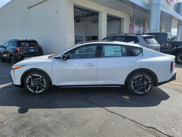 2025 Kia K4 GT-Line photo 6