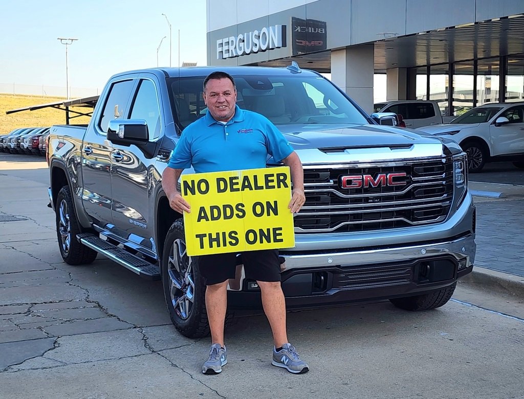 2026 GMC Sierra 1500 SLT's photo