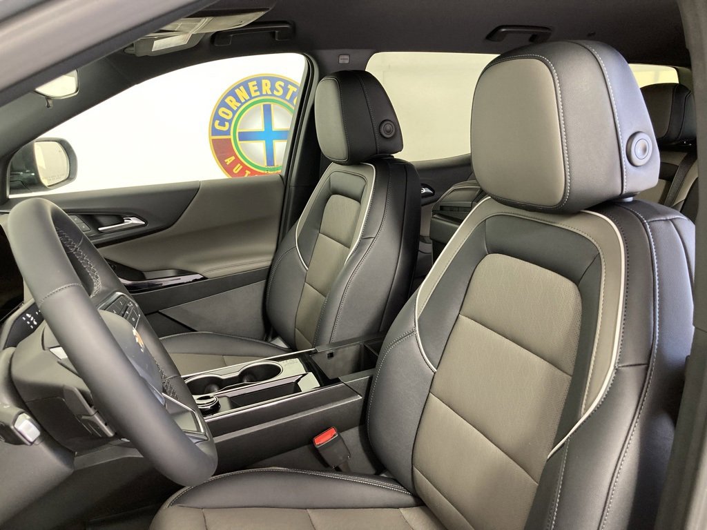 2026 Chevrolet Equinox LT photo 8