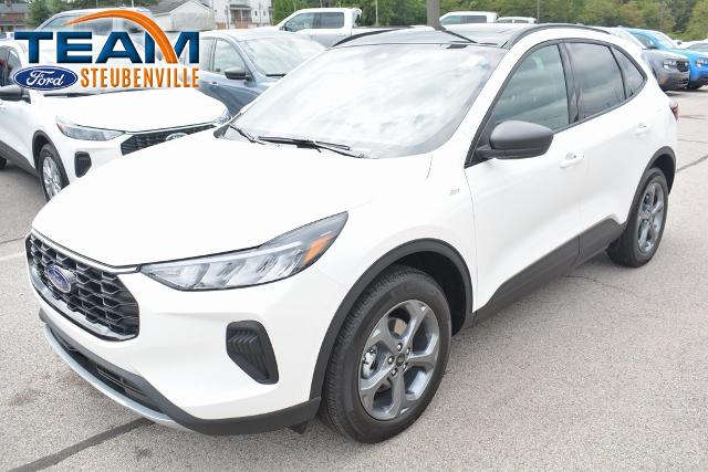 2025 Ford Escape ST-Line's photo