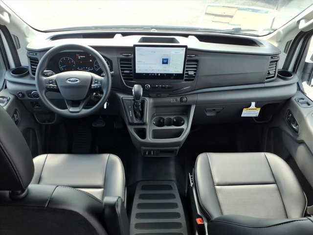 2025 Ford Transit photo 5