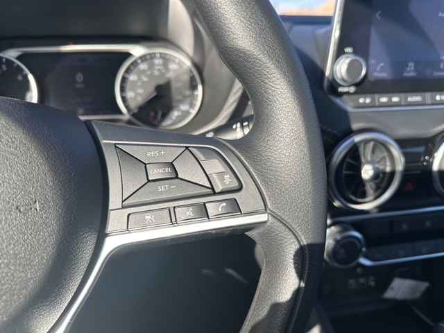 2025 Nissan Sentra SV photo 14