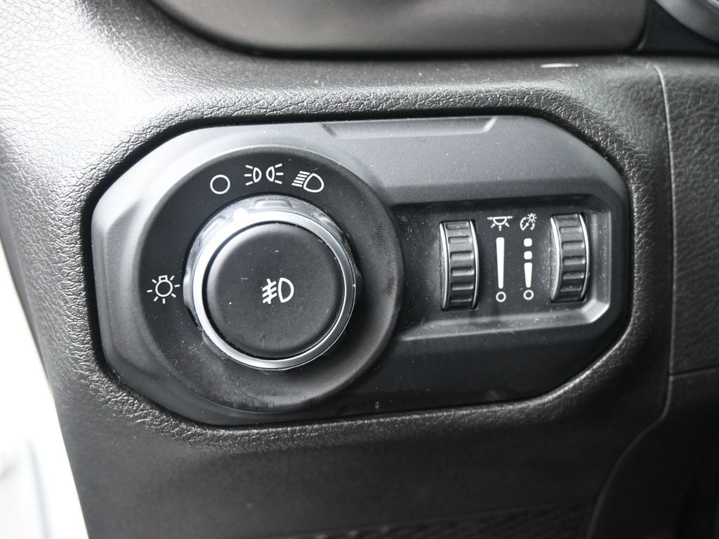 2019 Jeep Wrangler Unlimited Sport photo 13