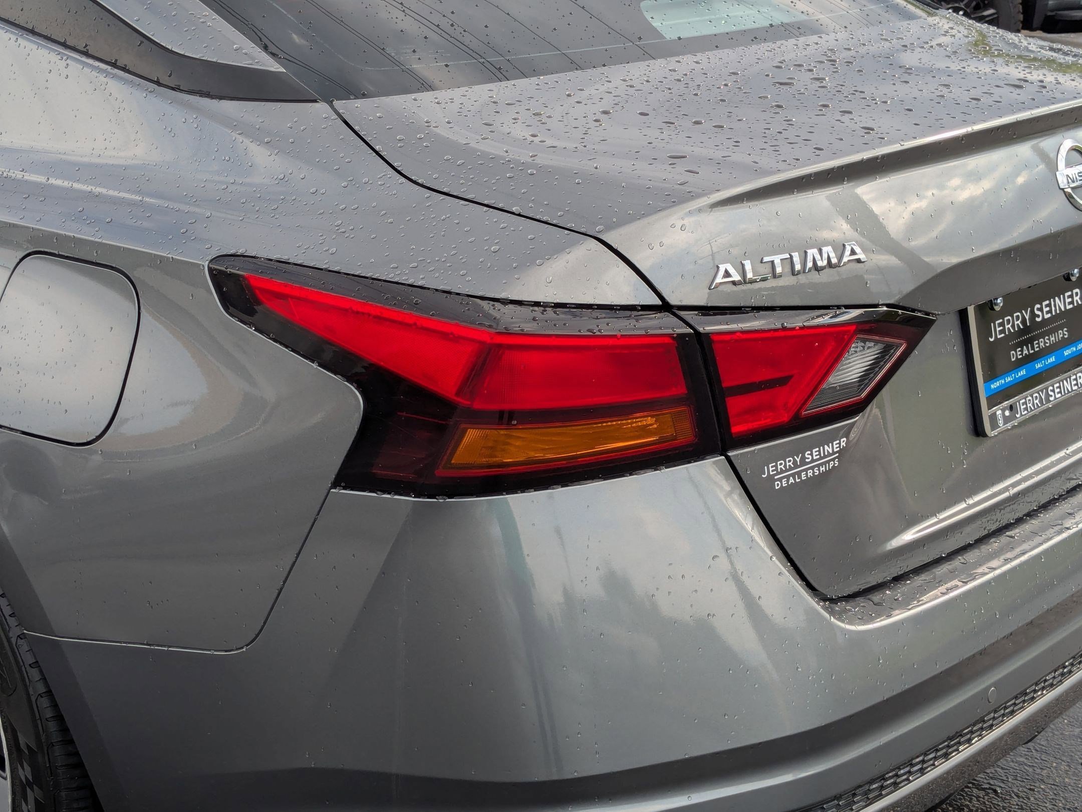 2021 Nissan Altima 2.5 SV photo 11