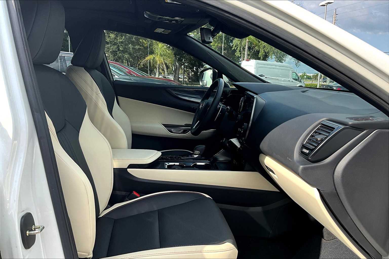 2024 Lexus NX 350 Premium photo 8