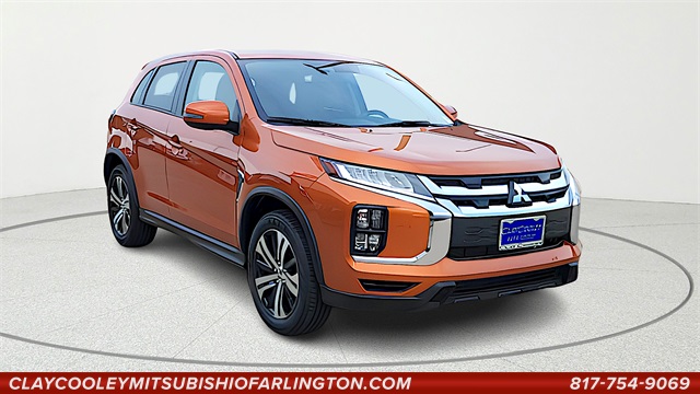 2026 Mitsubishi Outlander Sport SE's photo