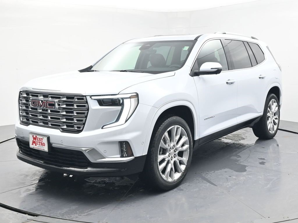 2026 GMC Acadia Denali's photo