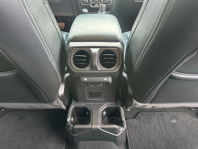 2022 Jeep Gladiator Overland photo 32