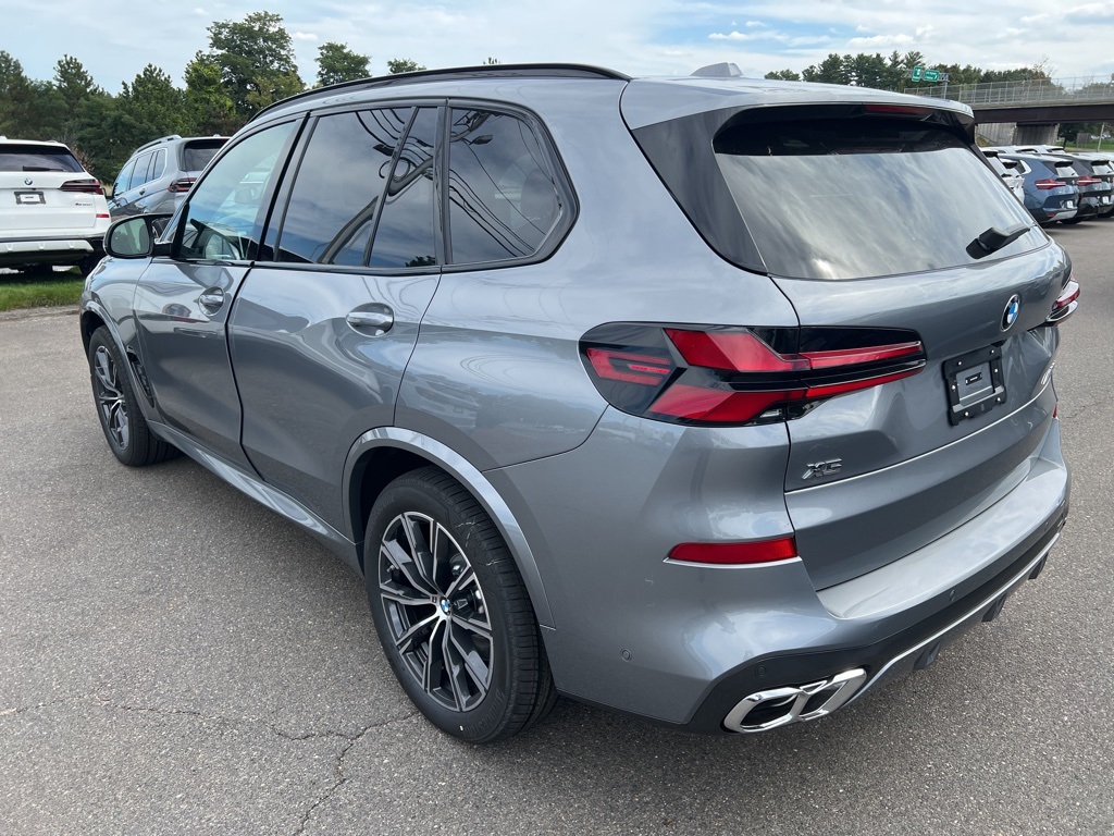2026 Bmw X5 M60i photo 3