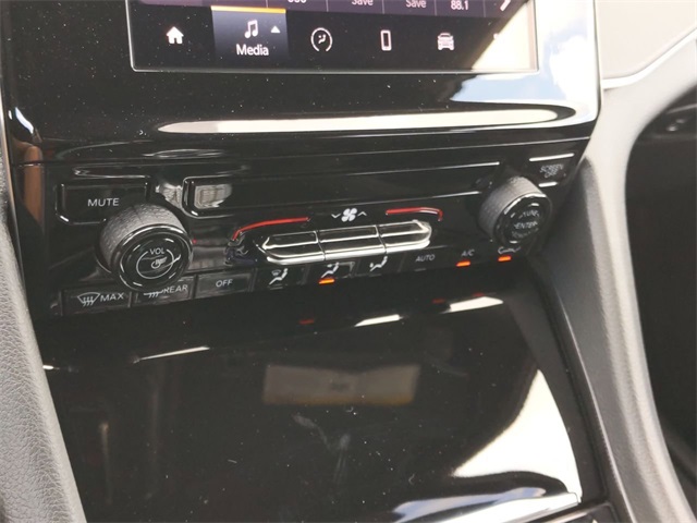2025 Jeep Grand Cherokee Laredo Altitude photo 32