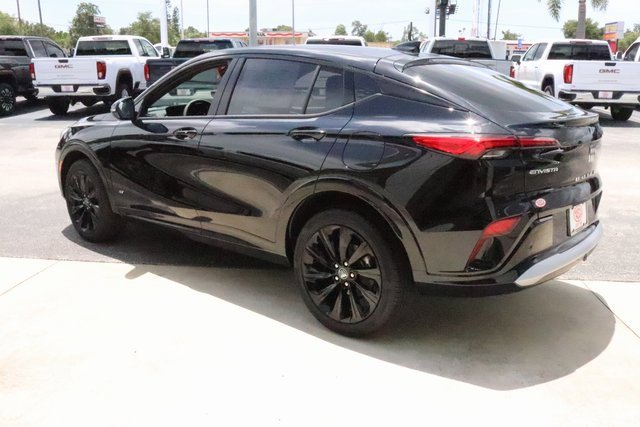2025 Buick Envista ST photo 3