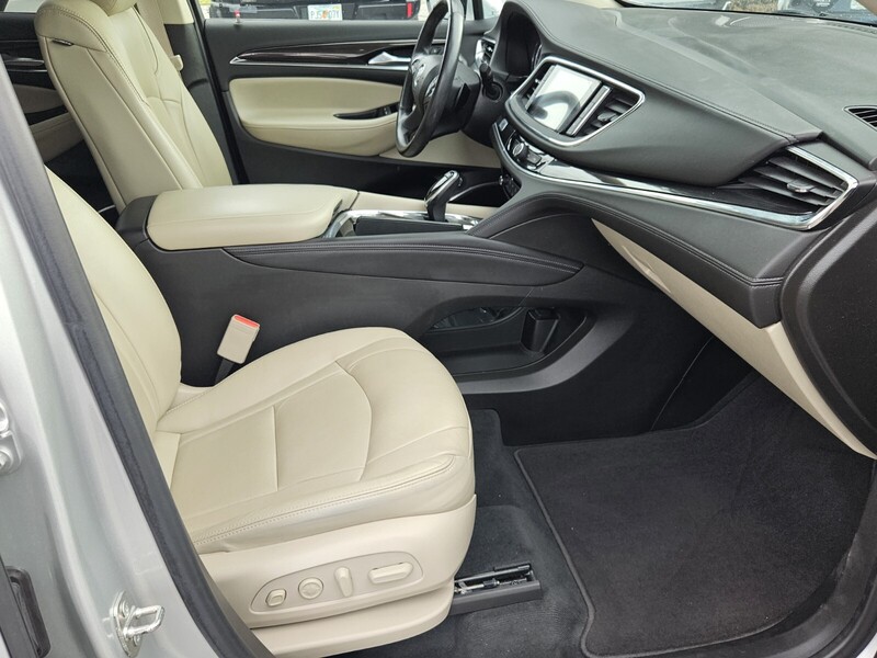 2021 Buick Enclave Premium photo 15