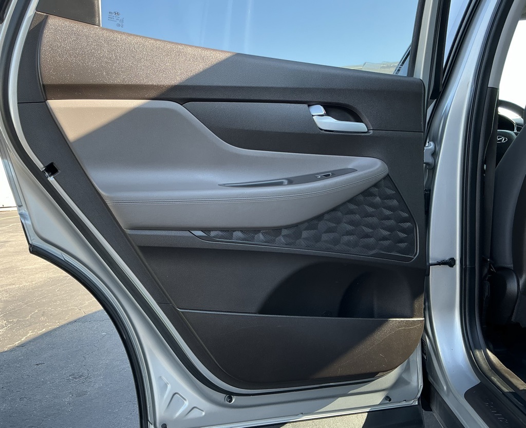 2020 Hyundai Santa Fe SEL photo 39