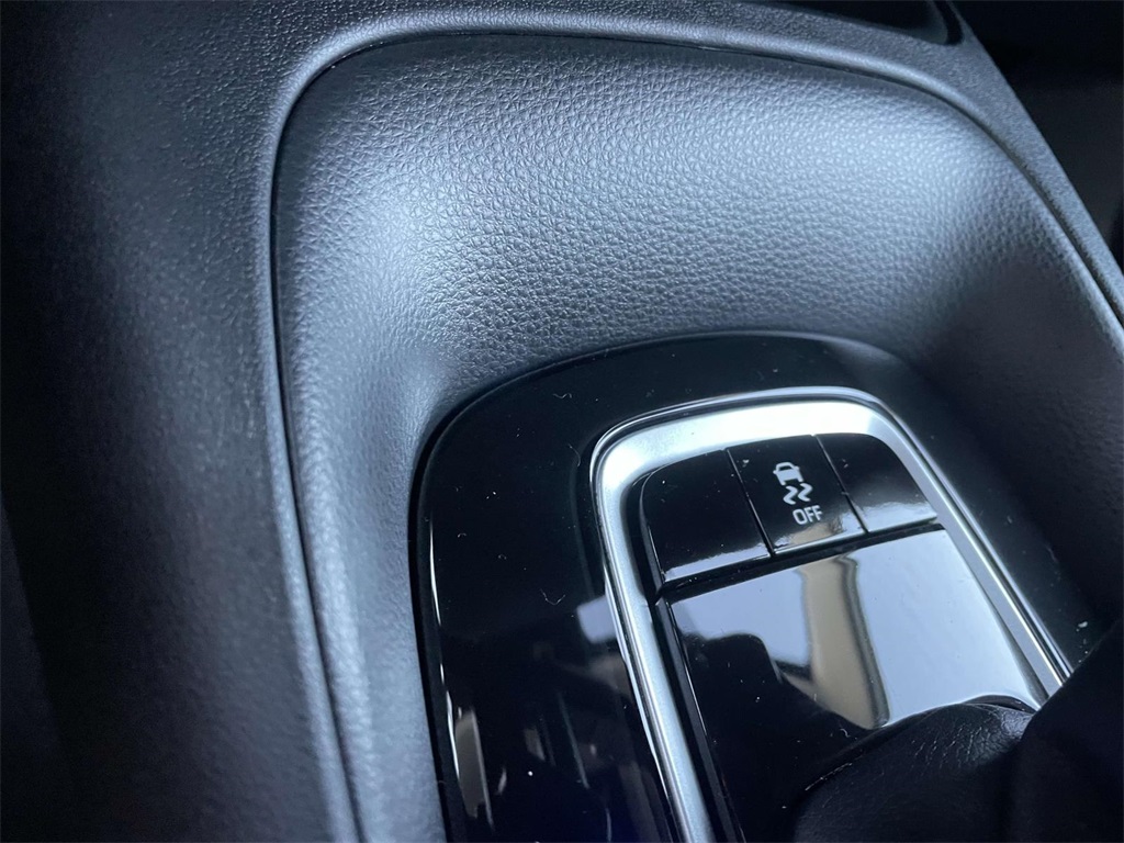 2025 Toyota Corolla LE photo 29