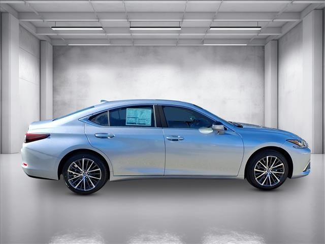 2025 Lexus ES 350 photo 2