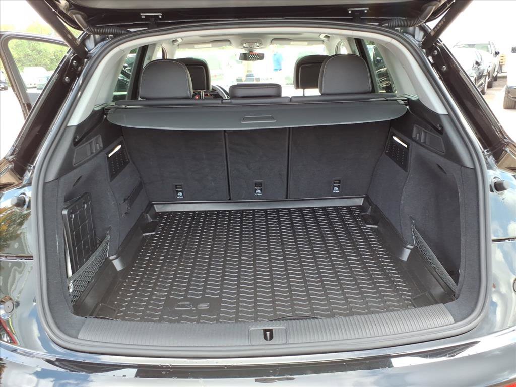 2023 Audi Q5 S line Premium Plus photo 12