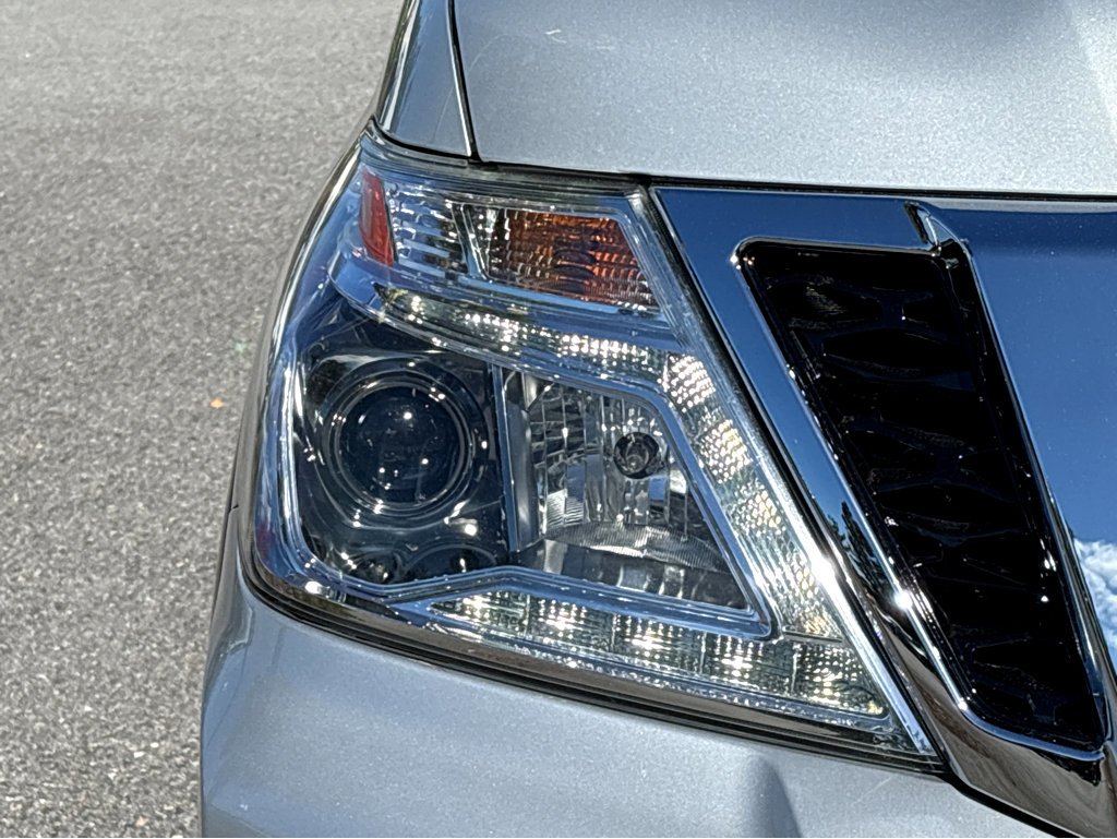 2018 Nissan Armada SL photo 24