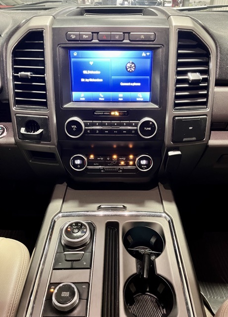 2021 Ford Expedition XLT photo 25