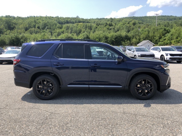 2025 Honda Pilot Touring photo 2