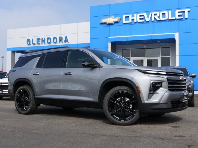 2026 Chevrolet Traverse LT's photo