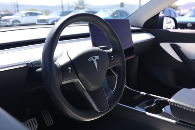 2021 Tesla Model Y Performance photo 13