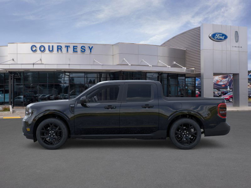 2025 Ford Maverick XLT photo 2