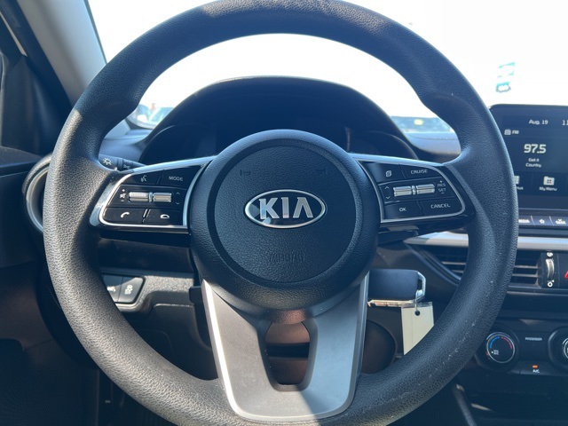 2021 Kia Forte FE photo 13
